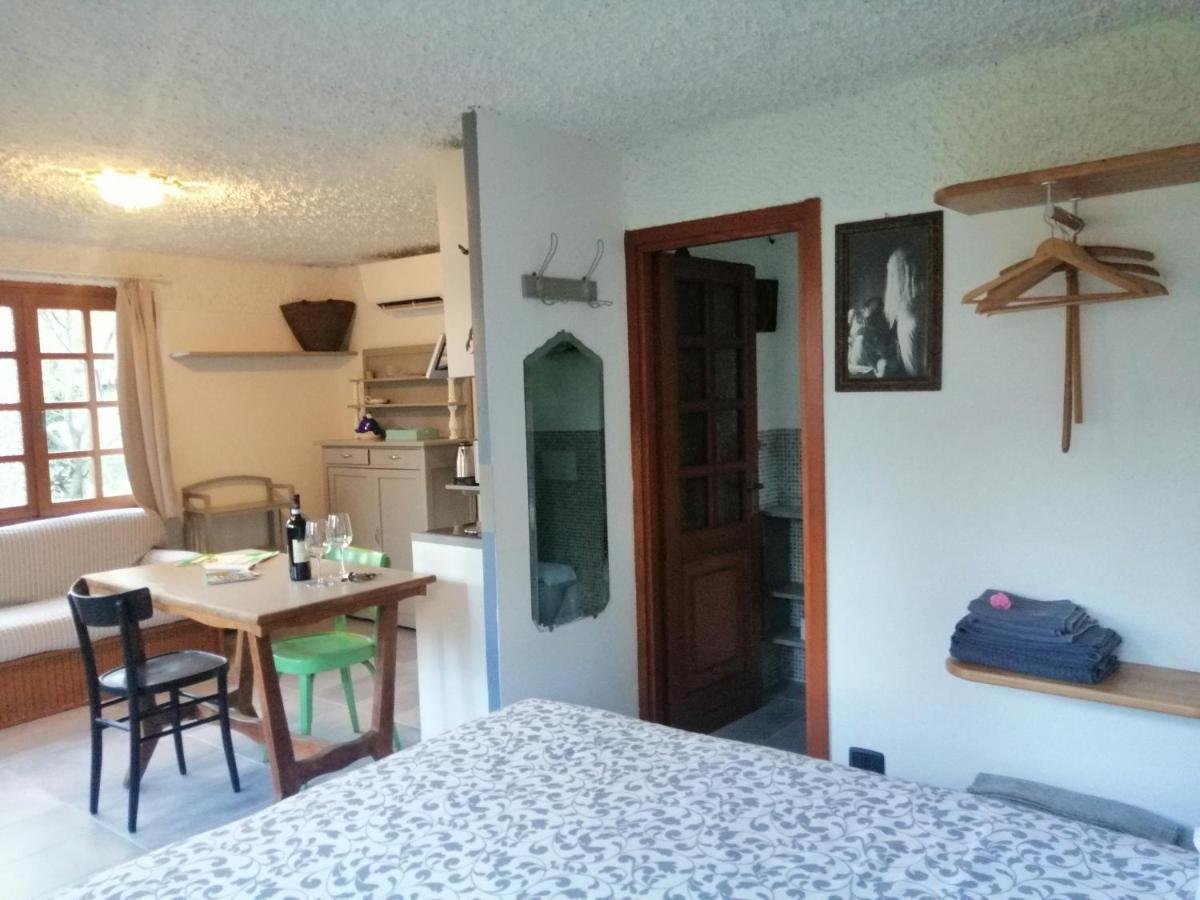 Casetta Del Molo Mandello del Lario Bagian luar foto