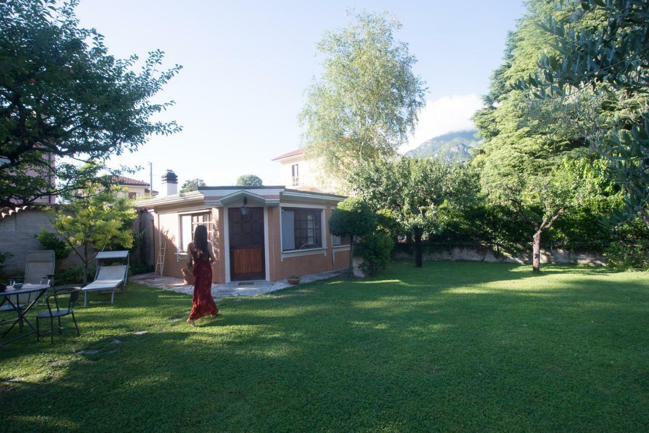 Casetta Del Molo Mandello del Lario Bagian luar foto